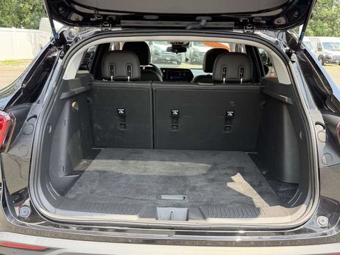 Used 2024 Chevrolet Trax ACTIV w/ Sunroof Package FWD image 14