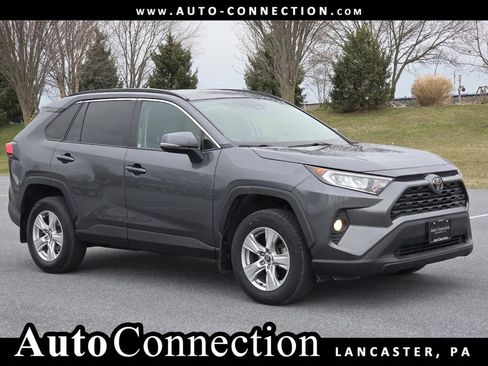 Used 2020 Toyota RAV4 XLE w/ All Weather Liner Package image 1