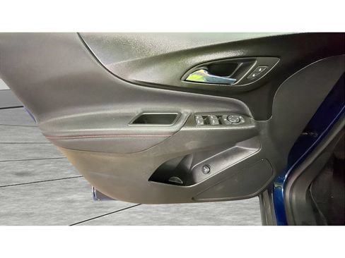 Used 2022 Chevrolet Equinox RS AWD/4WD image 10