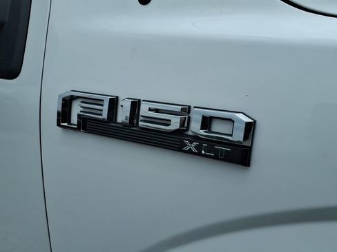 Used 2015 Ford F150 XLT w/ Trailer Tow Package AWD/4WD image 18