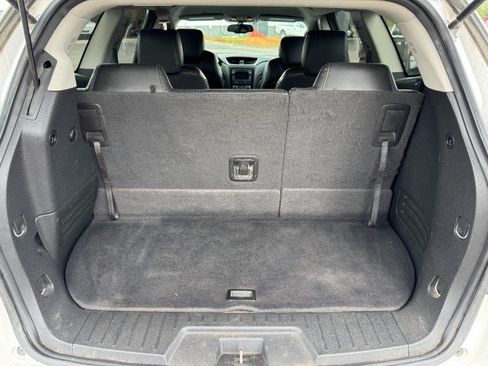Used 2017 Chevrolet Traverse LT AWD/4WD image 18
