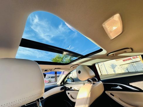 Used 2019 INFINITI QX30 w/ Navigation Package image 35