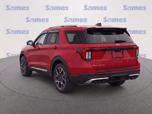 Used 2025 Ford Explorer Platinum w/ Ultimate Package RWD image 4