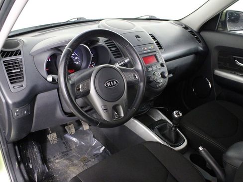 Used 2012 Kia Soul + image 18