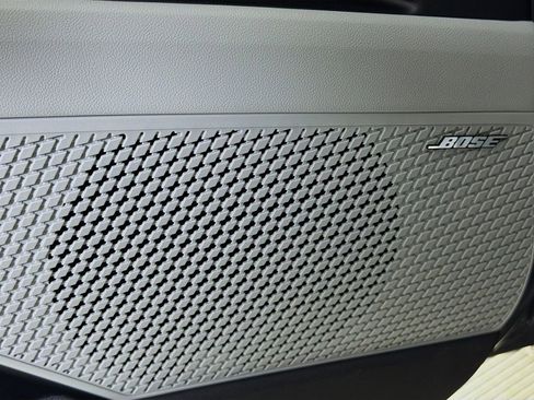 New 2025 Hyundai Elantra Limited image 22