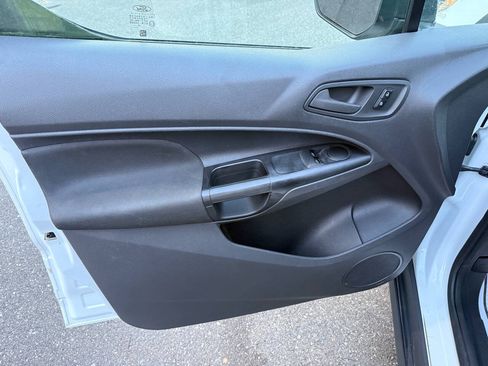 Used 2016 Ford Transit Connect XL FWD image 25