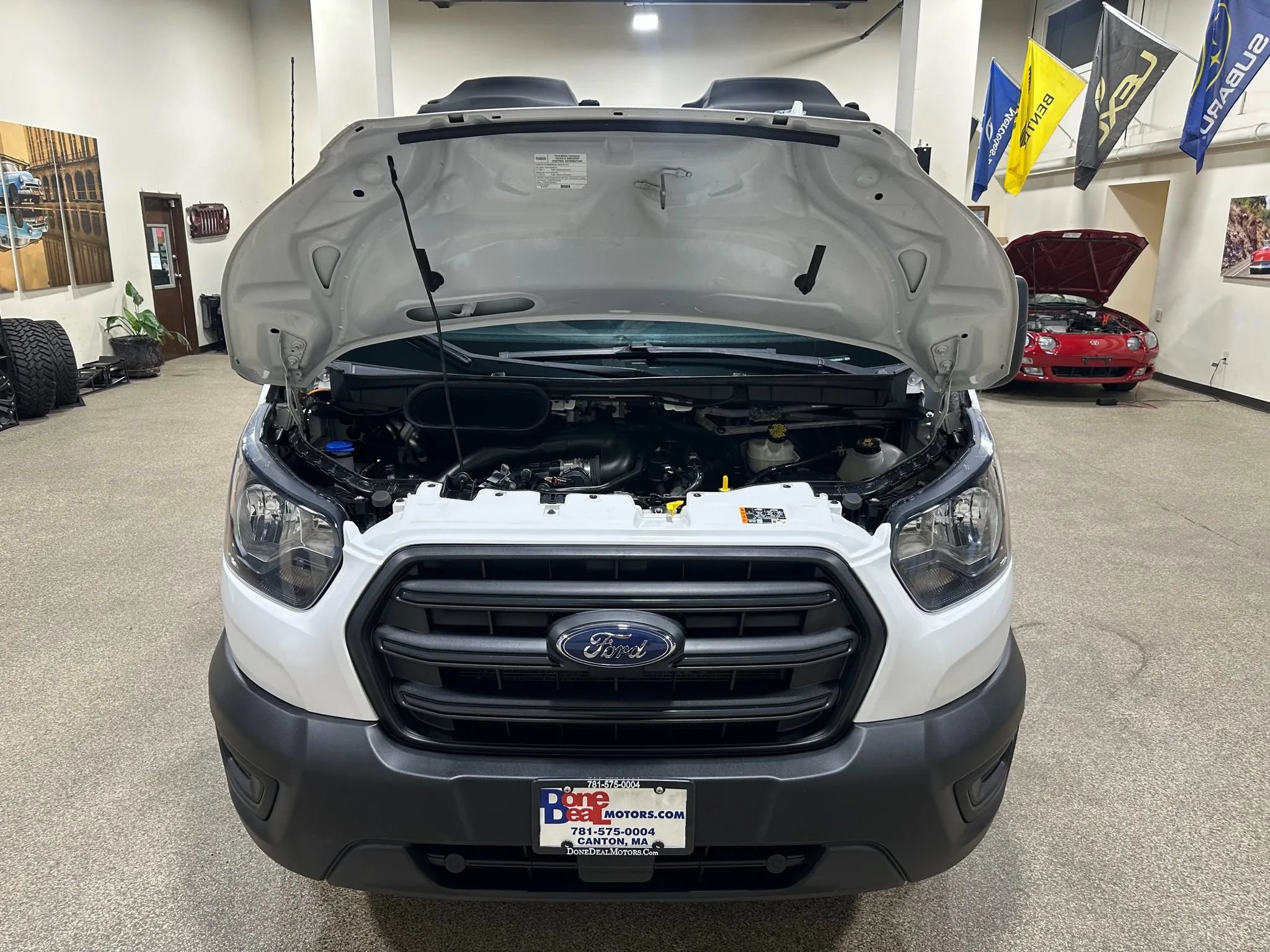 Used 2020 Ford Transit 150 XL RWD image 47