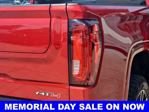 Used 2025 GMC Sierra 1500 AT4 w/ AT4 Premium Package AWD/4WD image 40