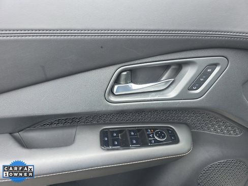 Used 2023 Nissan Ariya AWD image 23