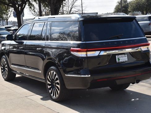 Used 2023 Lincoln Navigator L Black Label image 10