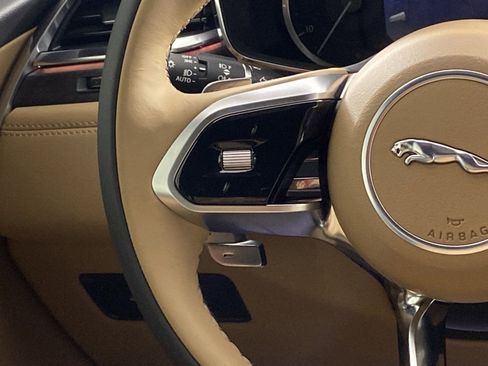 New 2023 Jaguar F-PACE S image 15