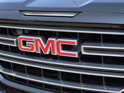 Used 2017 GMC Sierra 1500 4x4 Double Cab w/ Elevation Edition image 12
