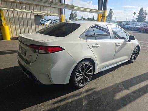 Used 2021 Toyota Corolla SE w/ Carpet Mat Package (TMS) image 17