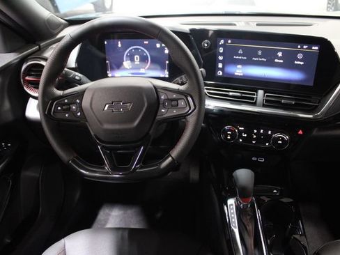 New 2026 Chevrolet Trax RS w/ Sunroof Package FWD image 29