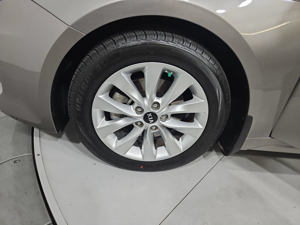 Used 2016 Kia Optima EX w/ Premium Package FWD image 27