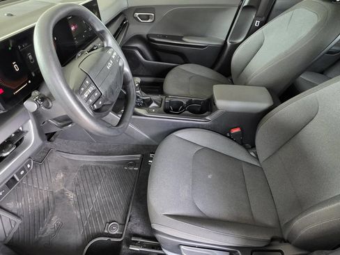 Used 2025 Kia K4 FWD image 7