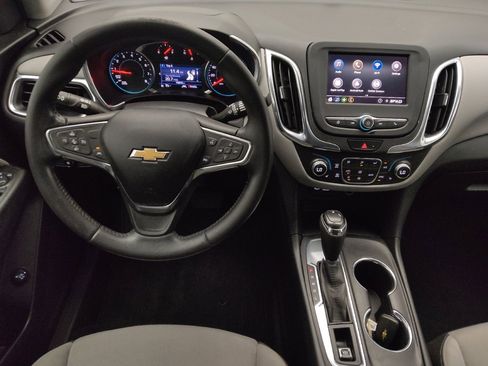 Used 2020 Chevrolet Equinox LT FWD image 22