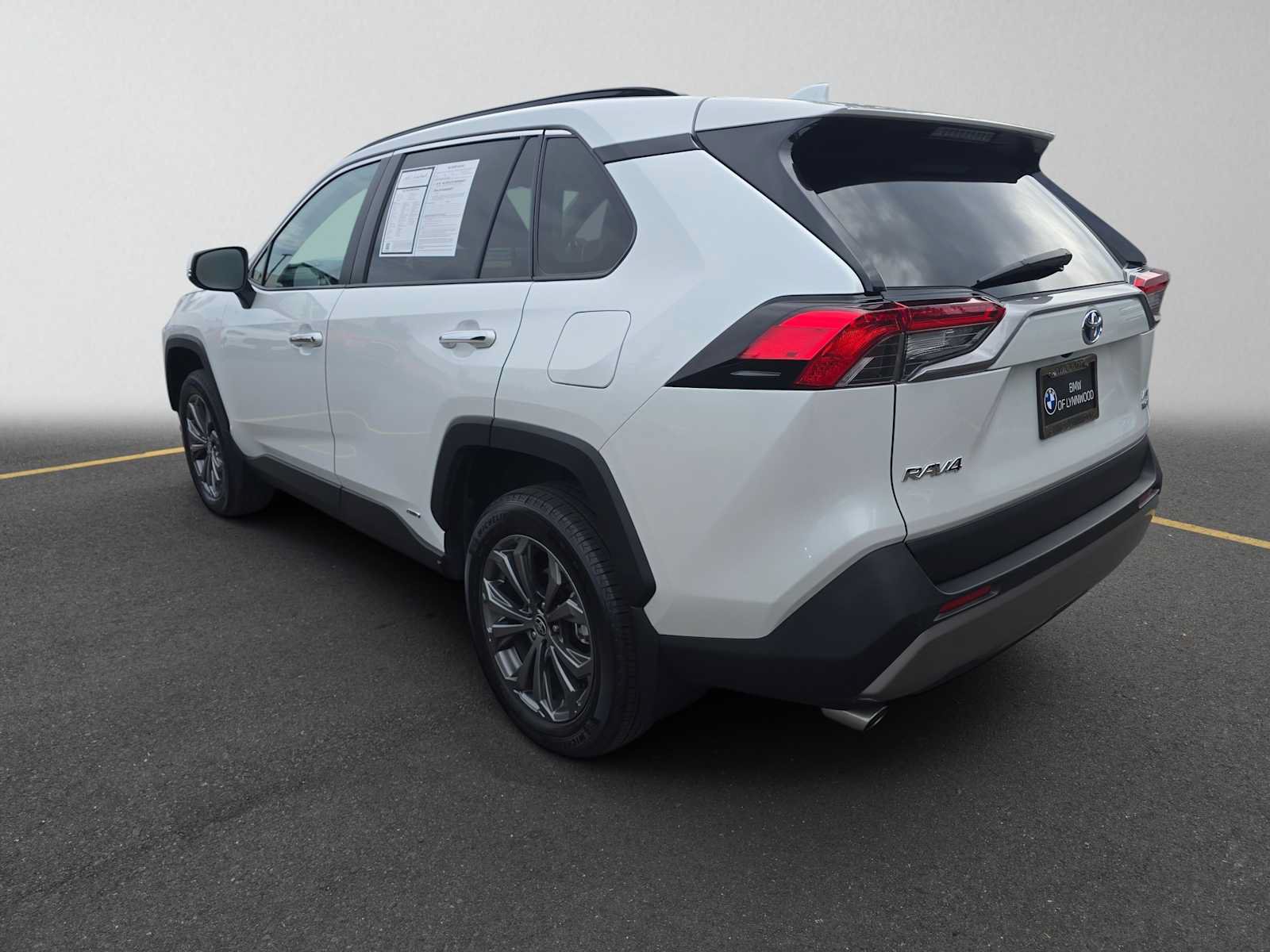 Used 2023 Toyota RAV4 Limited w/ Limited Grade Weather Package AWD/4WD image 5