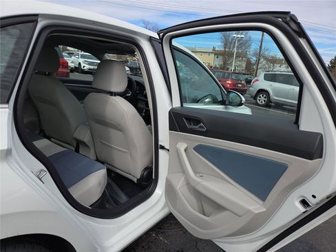 New 2026 Volkswagen Jetta SE image 29