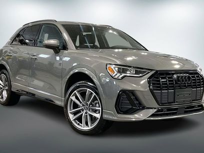 Certified 2025 Audi Q3 2.0T Premium w/ Convenience Package