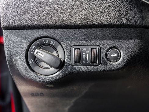 Used 2015 Dodge Charger SRT Hellcat image 20