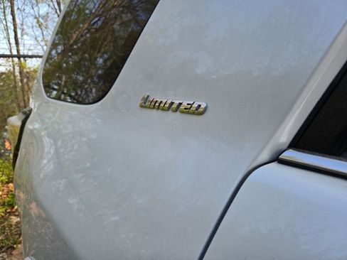 Used 2024 Toyota 4Runner Limited image 4
