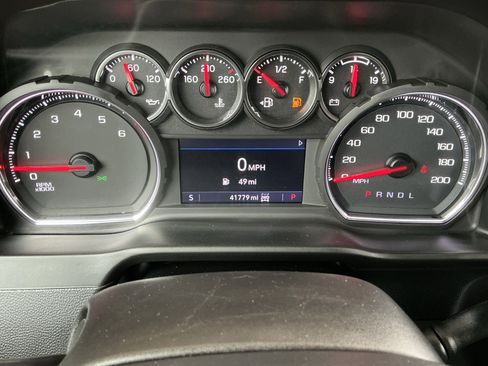 Used 2021 Chevrolet Silverado 2500 LT image 8