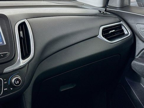 Used 2018 Chevrolet Equinox LT image 22