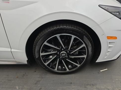 Used 2021 Hyundai Sonata Limited image 12