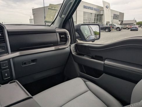Used 2024 Ford F150 XLT image 16