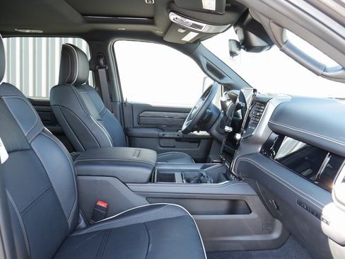 Used 2025 RAM 3500 Limited image 21