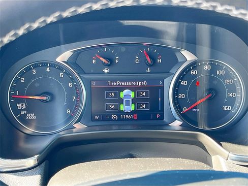 Used 2024 Chevrolet Blazer LT image 12