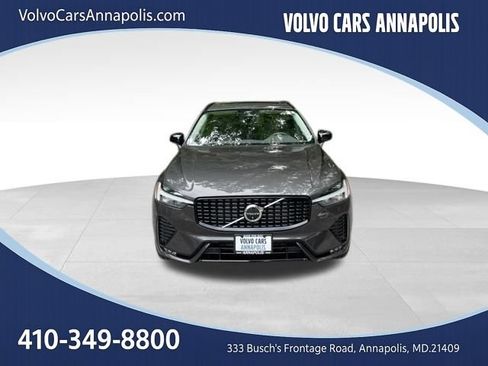 Used 2023 Volvo XC60 B5 Plus AWD/4WD image 3