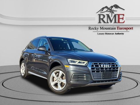 Used 2020 Audi Q5 2.0T Premium Plus w/ Premium Plus Package AWD/4WD image 1