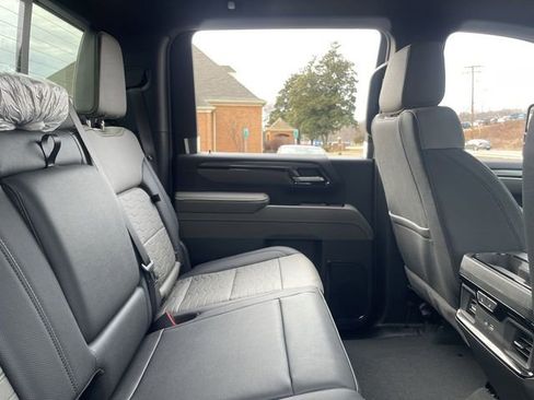 Used 2025 Chevrolet Silverado 2500 ZR2 w/ ZR2 Bison Edition image 15