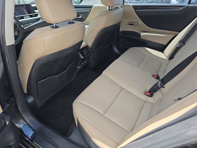 Used 2021 Lexus ES 350 w/ Accessory Package FWD image 30