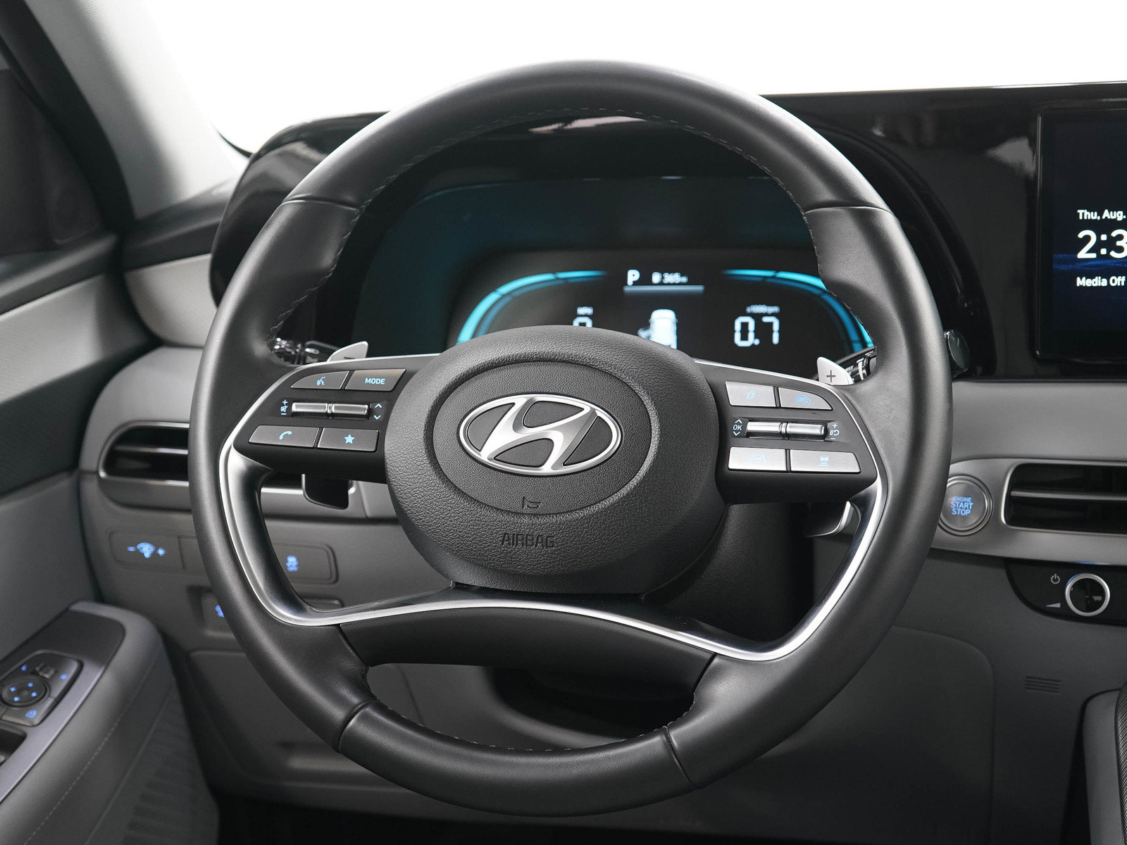 Used 2025 Hyundai Palisade SEL AWD/4WD image 18