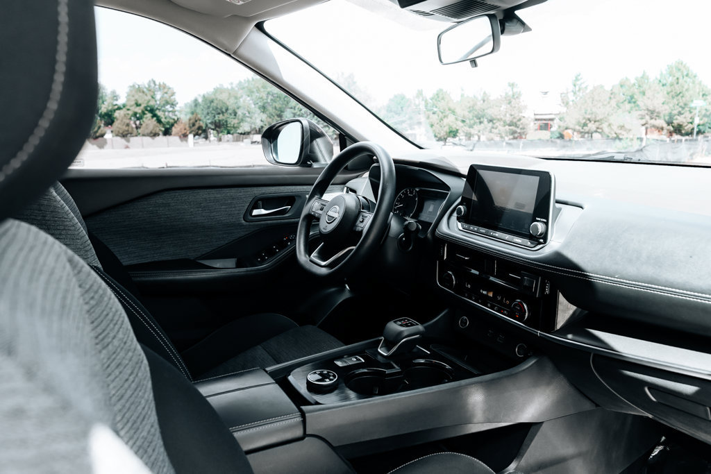 Used 2022 Nissan Rogue SV AWD/4WD image 49