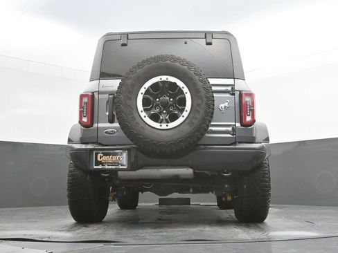 Used 2023 Ford Bronco Badlands w/ Sasquatch Package AWD/4WD image 38
