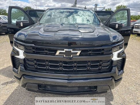 Used 2025 Chevrolet Silverado 1500 LT Trail Boss w/ LT Trail Boss Premium Package AWD/4WD image 48