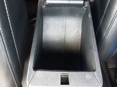 Used 2022 Jeep Compass Latitude w/ Mopar Graphics Package image 25