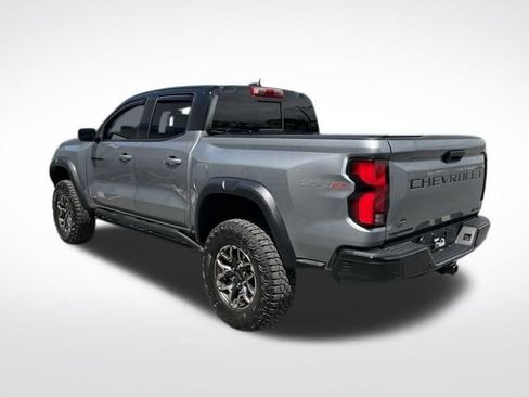 Used 2024 Chevrolet Colorado ZR2 w/ ZR2 Convenience Package III AWD/4WD image 13