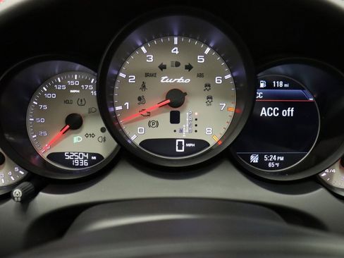 Used 2012 Porsche Cayenne Turbo image 19