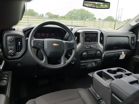 New 2026 Chevrolet Silverado 2500 Custom w/ Custom Value Package AWD/4WD image 39