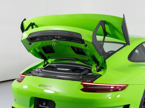Used 2019 Porsche 911 GT3 RS RWD image 14
