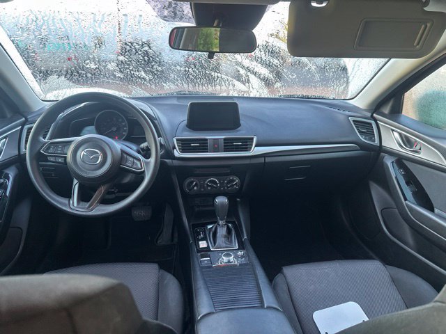 Used 2018 MAZDA MAZDA3 Sport FWD image 9