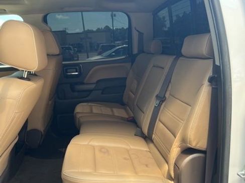 Used 2017 GMC Sierra 1500 Denali w/ Denali Ultimate Package AWD/4WD image 12