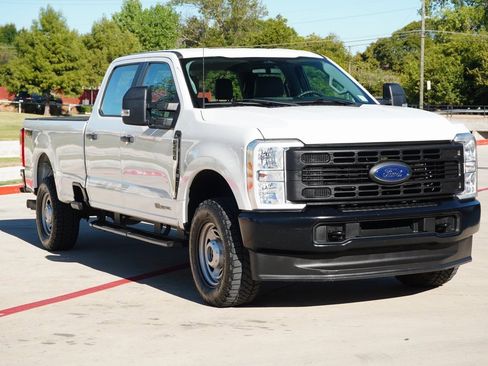 Used 2023 Ford F250 XL w/ FX4 Off-Road Package image 6