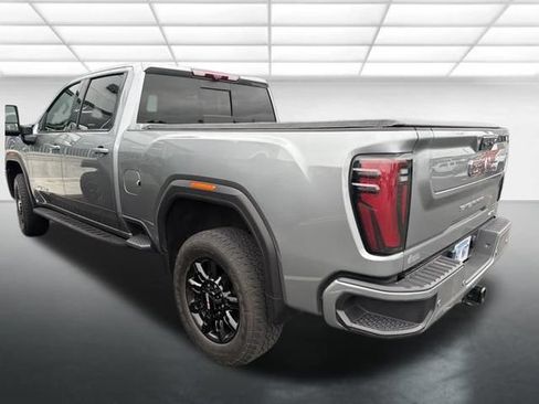 Used 2025 GMC Sierra 3500 AT4 w/ AT4 Premium Plus Package AWD/4WD image 7