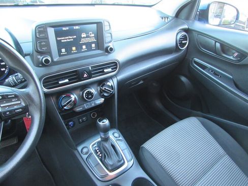 Used 2019 Hyundai Kona SE AWD/4WD image 17